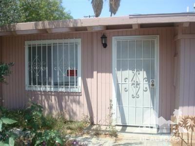 Residential Lease for rent at 33495 Cathedral Canyon Drive B, Cathedral City CA featuring 2 beds and 1 bath
