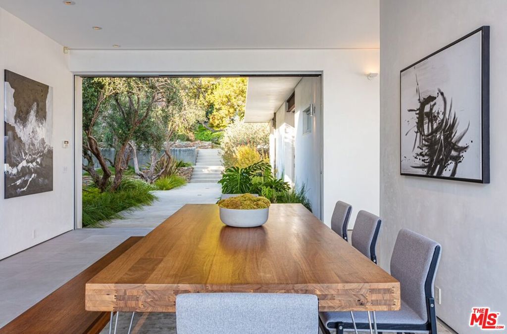 Residential for sale at 32554 Pacific Coast Highway, Malibu CA featuring 4 beds and 5 baths