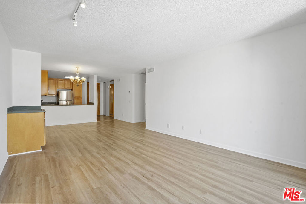 Residential Lease for rent at 10751 Wilshire Boulevard PH 6, Los Angeles, Los Angeles County CA featuring 1 bed and 2 baths