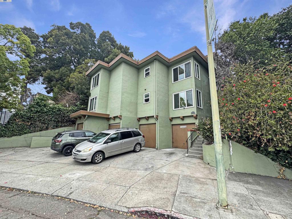 Residential Income for sale at 3464 Champion St, Oakland CA