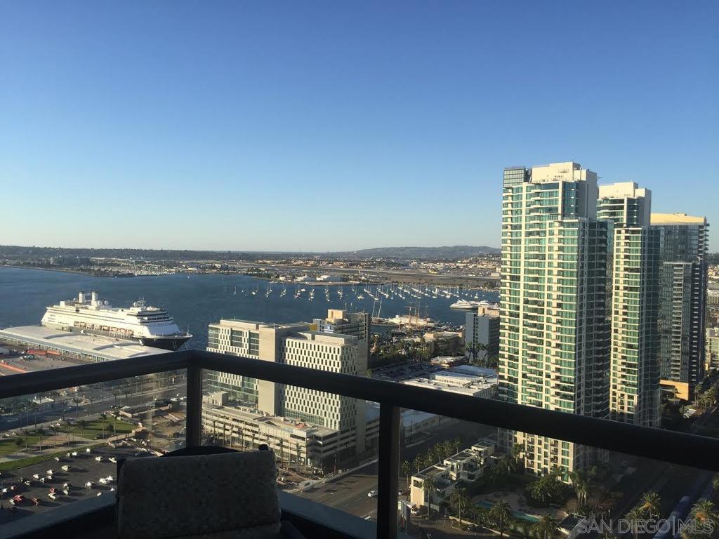 Residential Lease for rent at 700 W E St 2904, San Diego, San Diego County CA featuring 2 beds and 2 baths