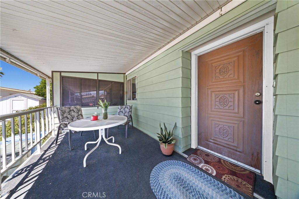 Manufactured In Park for sale at 1525 W Oakland Avenue 25, Hemet CA featuring 2 beds and 2 baths