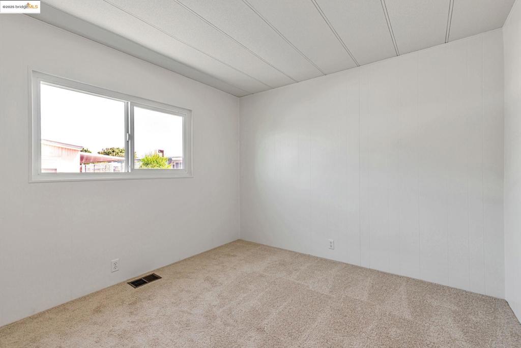 Manufactured In Park for sale at 4603 Balfour Rd, Brentwood CA featuring 3 beds and 2 baths