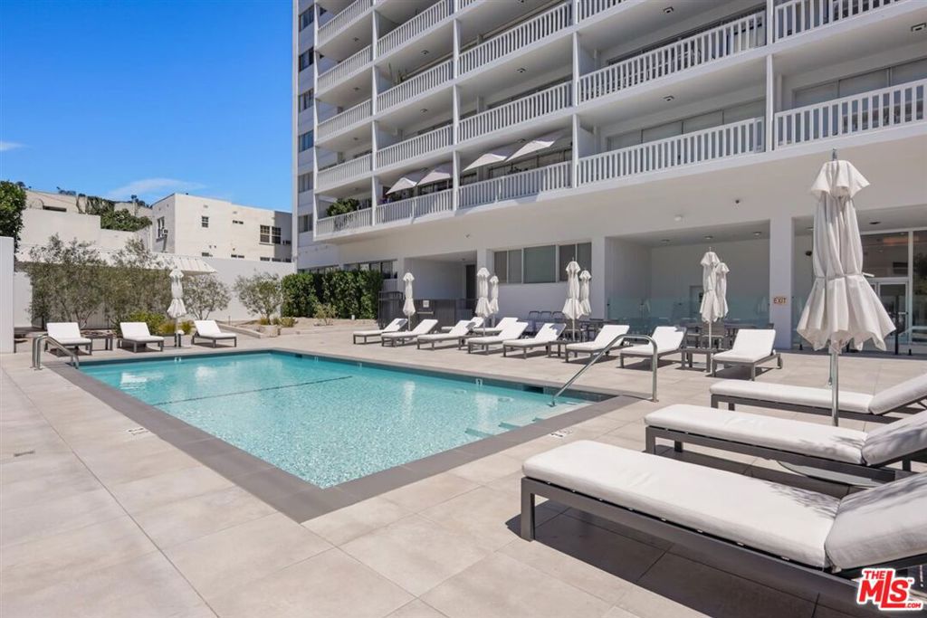 Residential for sale at 999 N Doheny Drive 806, West Hollywood CA featuring 1 bed and 1 bath