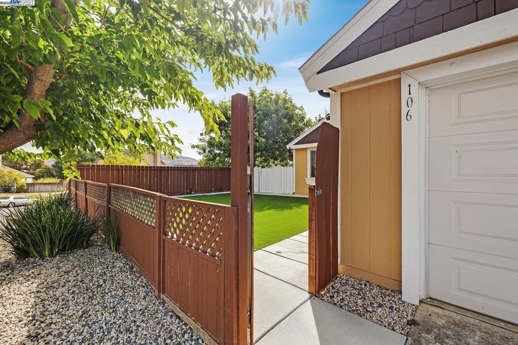 Residential for sale at 106 Fieldstone Way, Vallejo CA featuring 3 beds and 2 baths