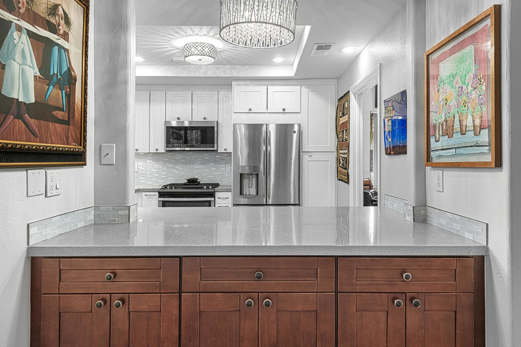 Residential for sale at 2264 Oakcrest Drive, Palm Springs CA featuring 3 beds and 2 baths