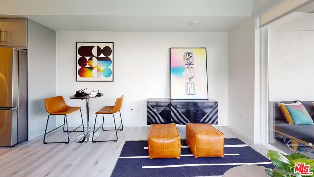 Residential Lease for rent at 750 S Oxford Avenue 307, Los Angeles, Los Angeles County CA featuring 1 bed and 1 bath