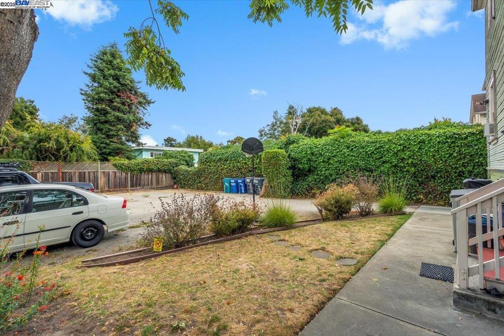 Residential Income for sale at 954 Park St, Alameda CA