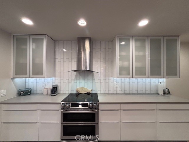 Residential Lease for rent at 2920 Camino Capistrano 9D, San Clemente CA featuring 3 beds and 2 baths