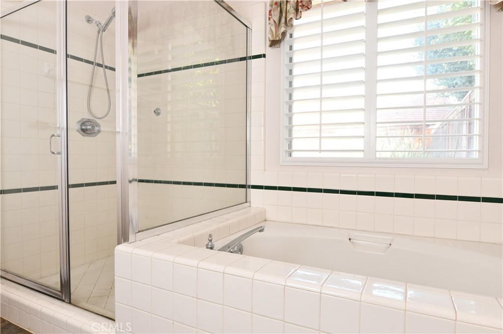 Residential for sale at 9260 N Green Meadows Lane, Fresno CA featuring 3 beds and 3 baths