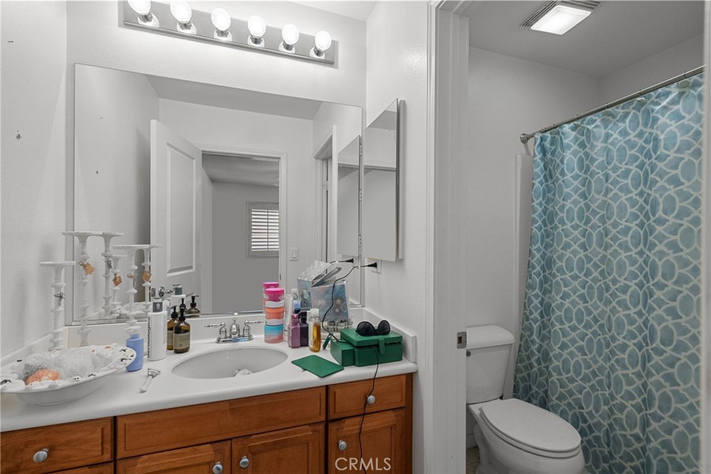 Residential for sale at 28468 Santa Rosa Lane 534, Saugus CA featuring 2 beds and 3 baths