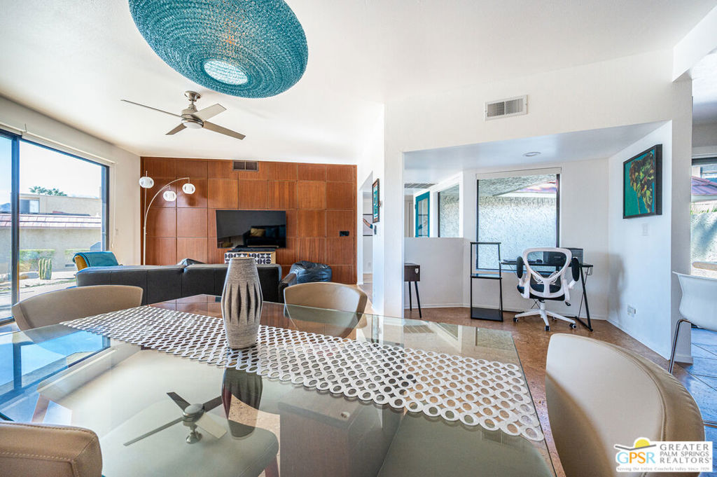 Residential for sale at 35436 Calle Solana, Cathedral City CA featuring 2 beds and 2 baths