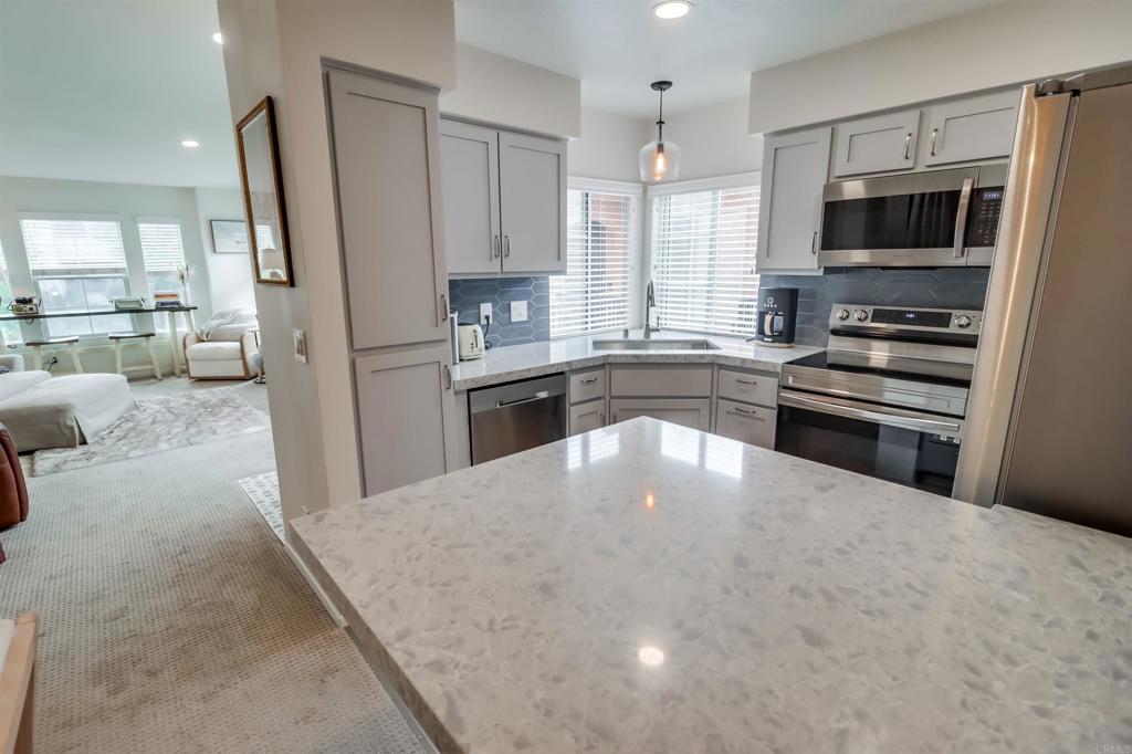 Residential for sale at 18752 Caminito Cantilena 176, San Diego CA featuring 1 bed and 1 bath