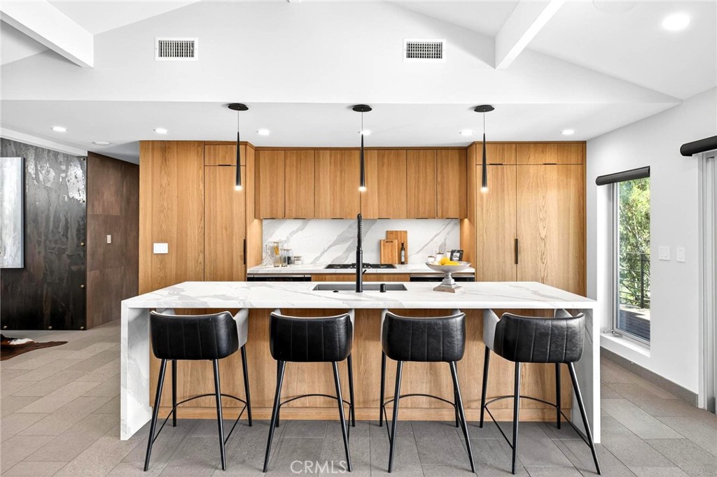 Residential for sale at 6441 Via De Anzar, Rancho Palos Verdes CA featuring 3 beds and 3 baths