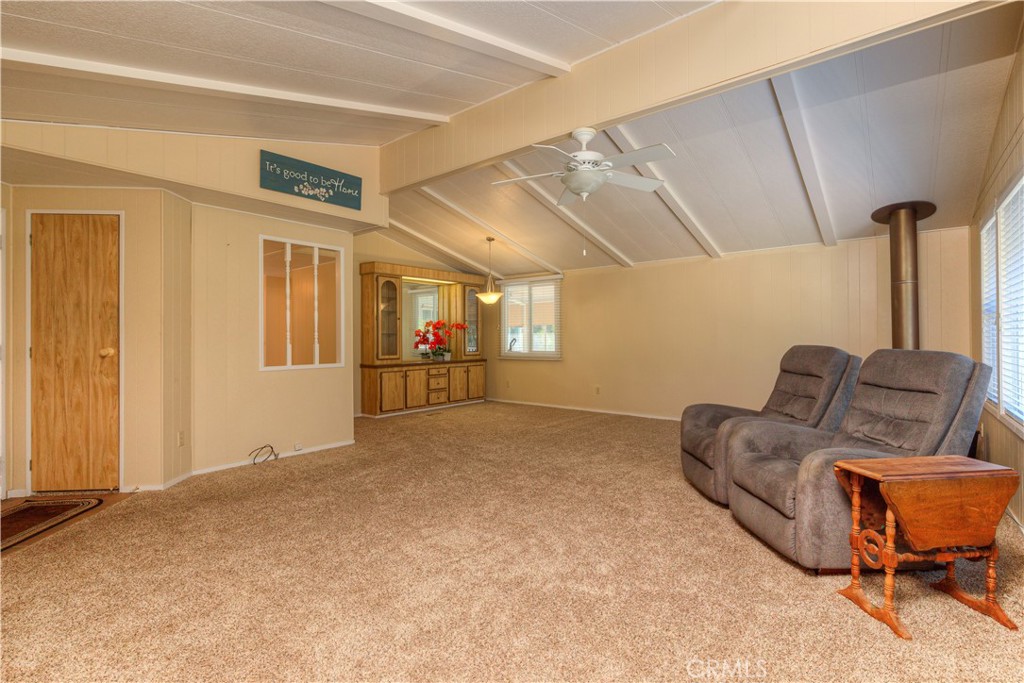 Manufactured In Park for sale at 307 Silver Hawk Parkway, Oroville CA featuring 2 beds and 3 baths