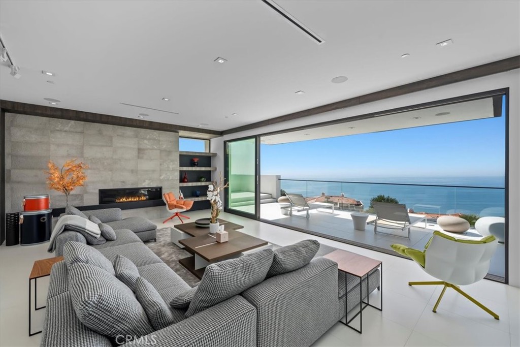 Residential for sale at 2935 Vista del Mar, Rancho Palos Verdes CA featuring 5 beds and 7 baths