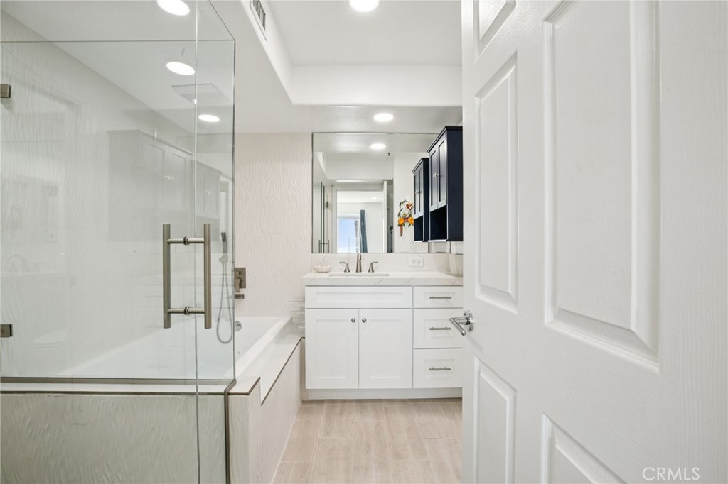 Residential for sale at 200 Pacific Coast 130, Huntington Beach CA featuring 1 bed and 2 baths