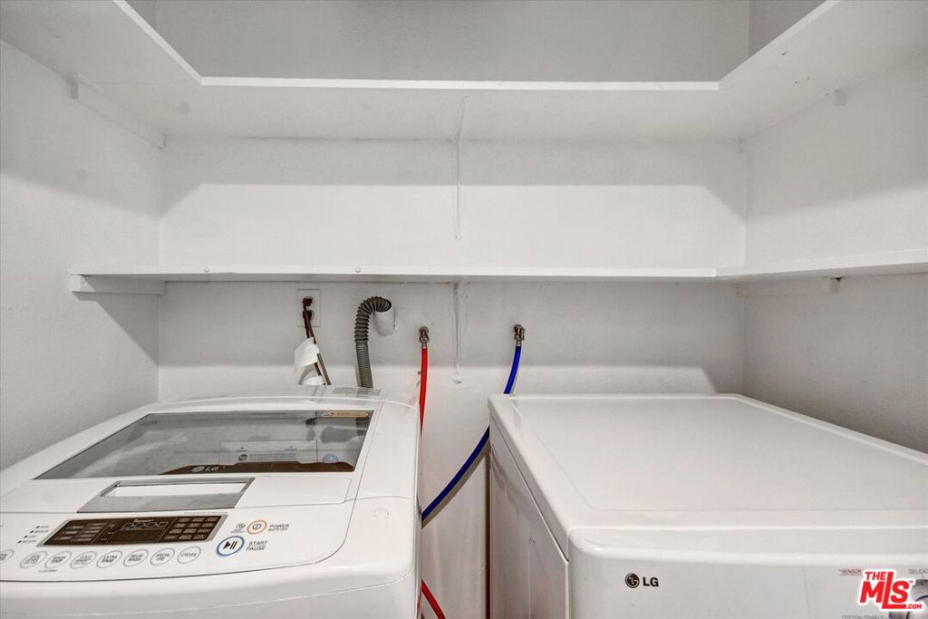 Residential Lease for rent at 9000 Cynthia Street 206, West Hollywood CA featuring 2 beds and 2 baths