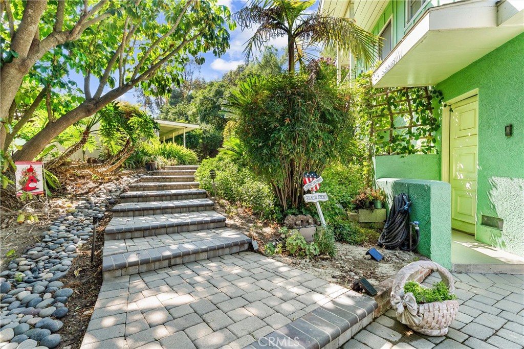 Residential for sale at 171 Canada Sombre Road, La Habra Heights CA featuring 5 beds and 4 baths