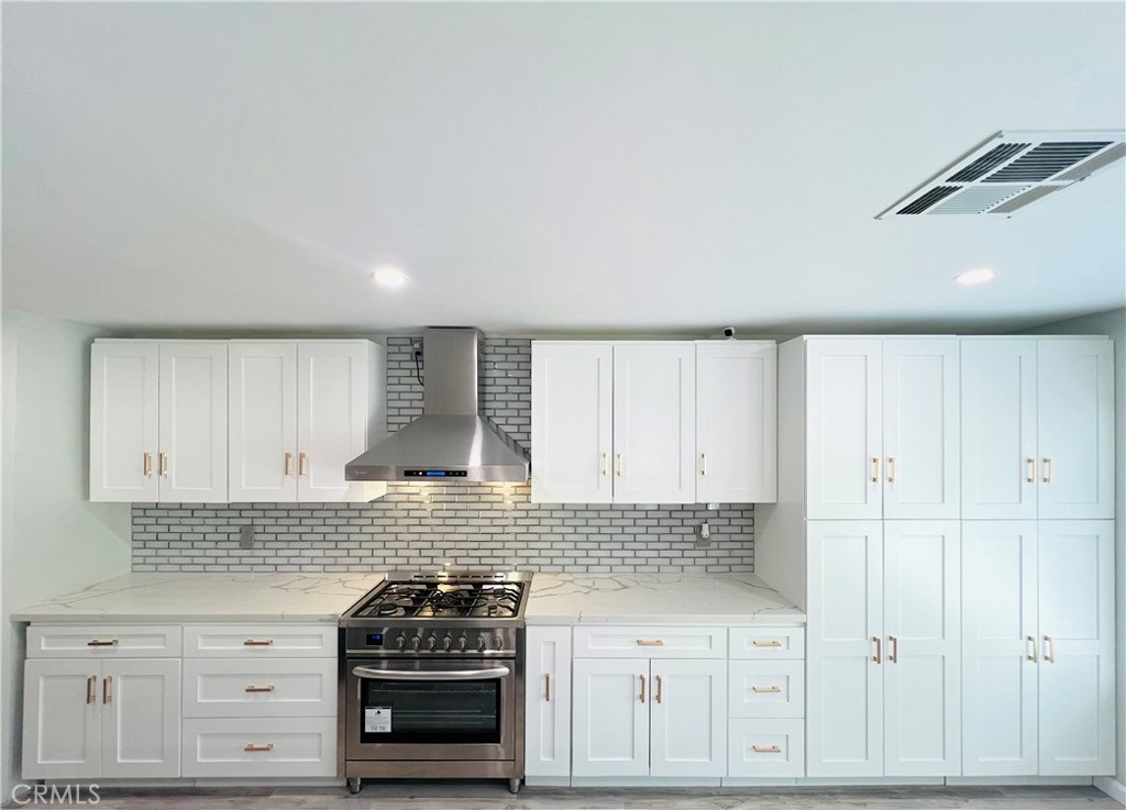 Manufactured In Park for sale at 23777 Mulholland Hwy #9, Calabasas CA featuring 3 beds and 2 baths