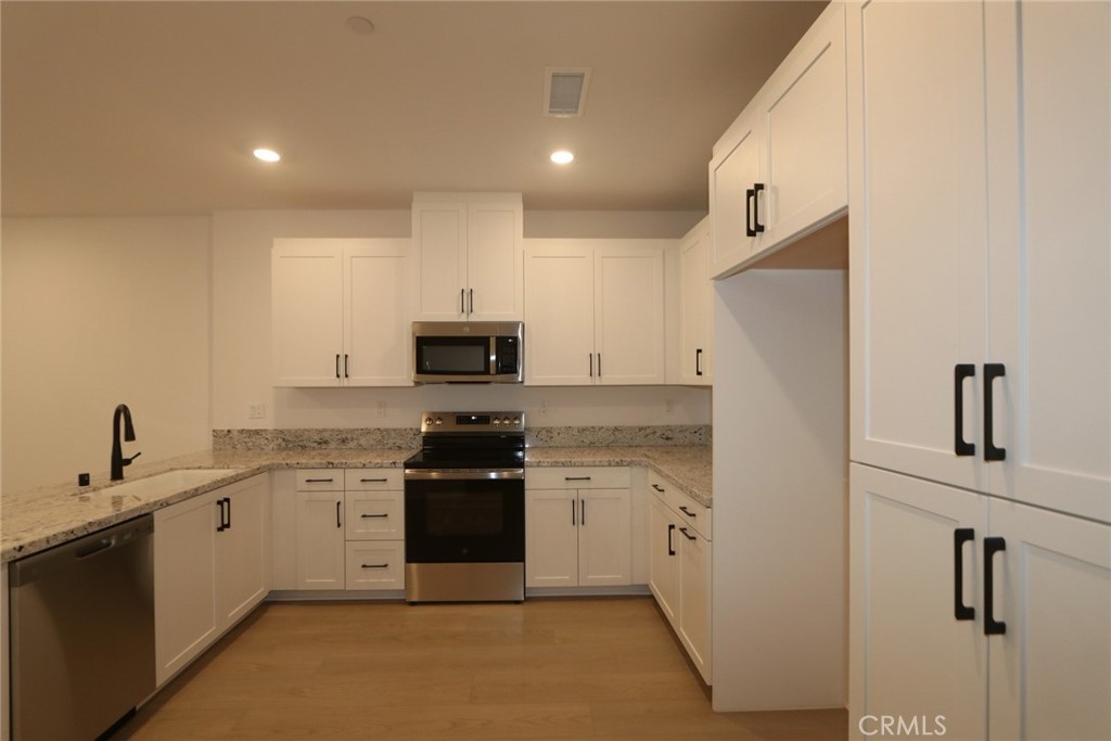 Residential for sale at 16126 Spicebush Lane, Chino CA featuring 4 beds and 5 baths