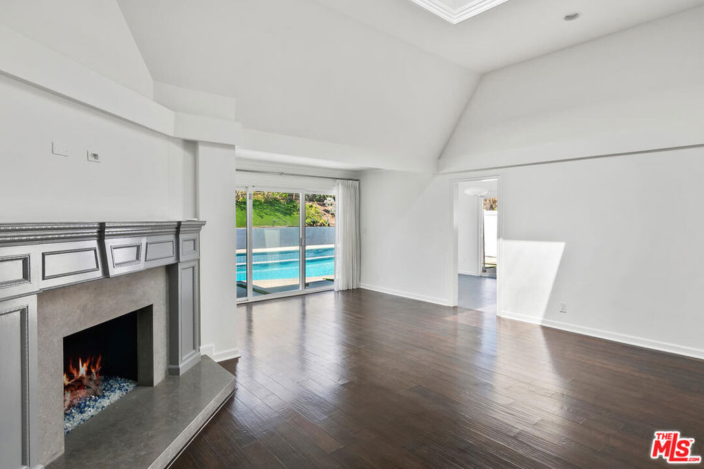 Residential Lease for rent at 18133 Wakecrest Drive, Malibu CA featuring 4 beds and 3 baths