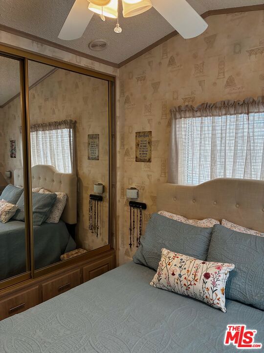 Manufactured In Park for sale at 84136 Avenue 44 321, Indio CA featuring 1 bed and 1 bath