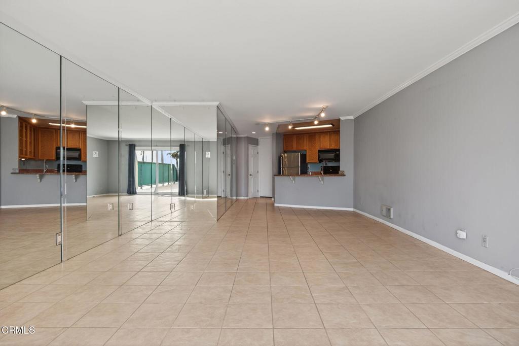 Residential for sale at 2901 Peninsula Road 150, Oxnard CA featuring 1 bed and 1 bath