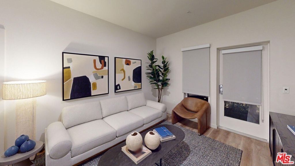 Residential Lease for rent at 800 N Front Street 1309, Burbank, Los Angeles County CA featuring 1 bed and 1 bath