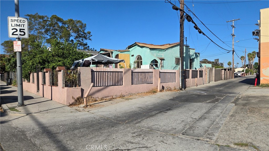 Residential for sale at 2540 Hauser Boulevard, Los Angeles CA featuring 2 beds and 1 bath
