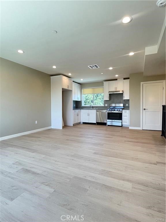Residential Lease for rent at 4251 E Live Oak Ave 9, Arcadia, Los Angeles County CA featuring 3 beds and 4 baths
