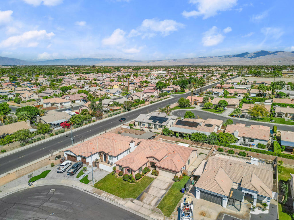 Residential for sale at 80722 Diamondback Trail, Indio CA featuring 5 beds and 2 baths