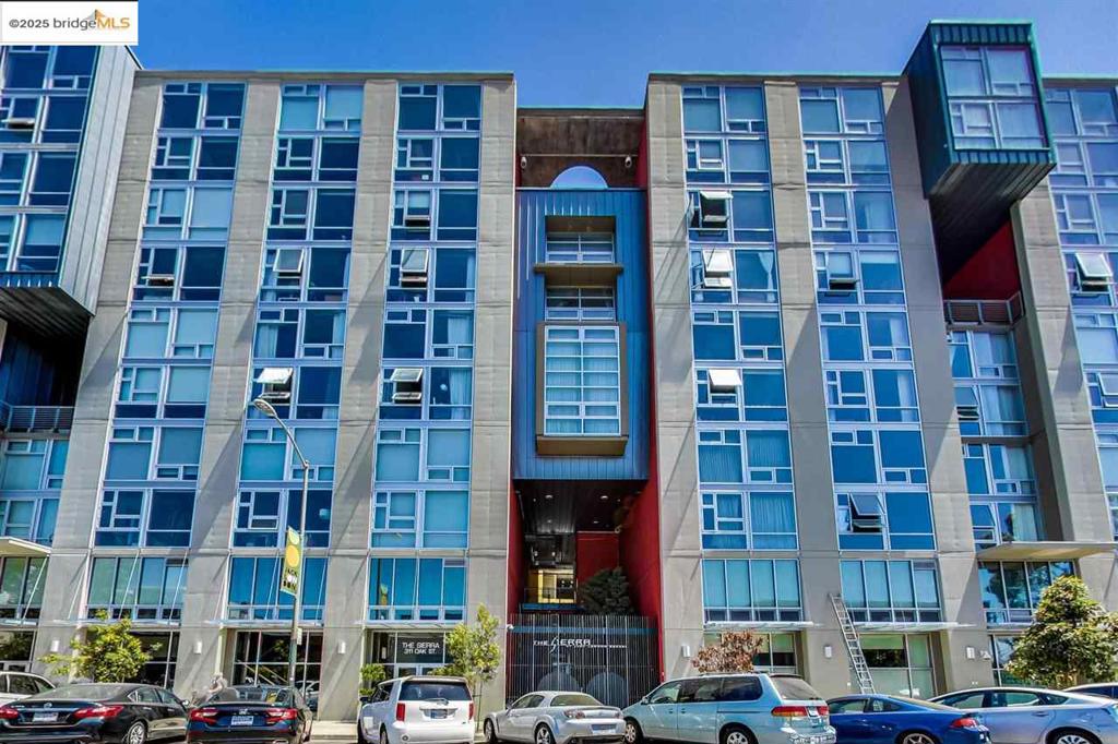 Residential for sale at 311 Oak St 337, Oakland CA featuring 1 bed and 2 baths