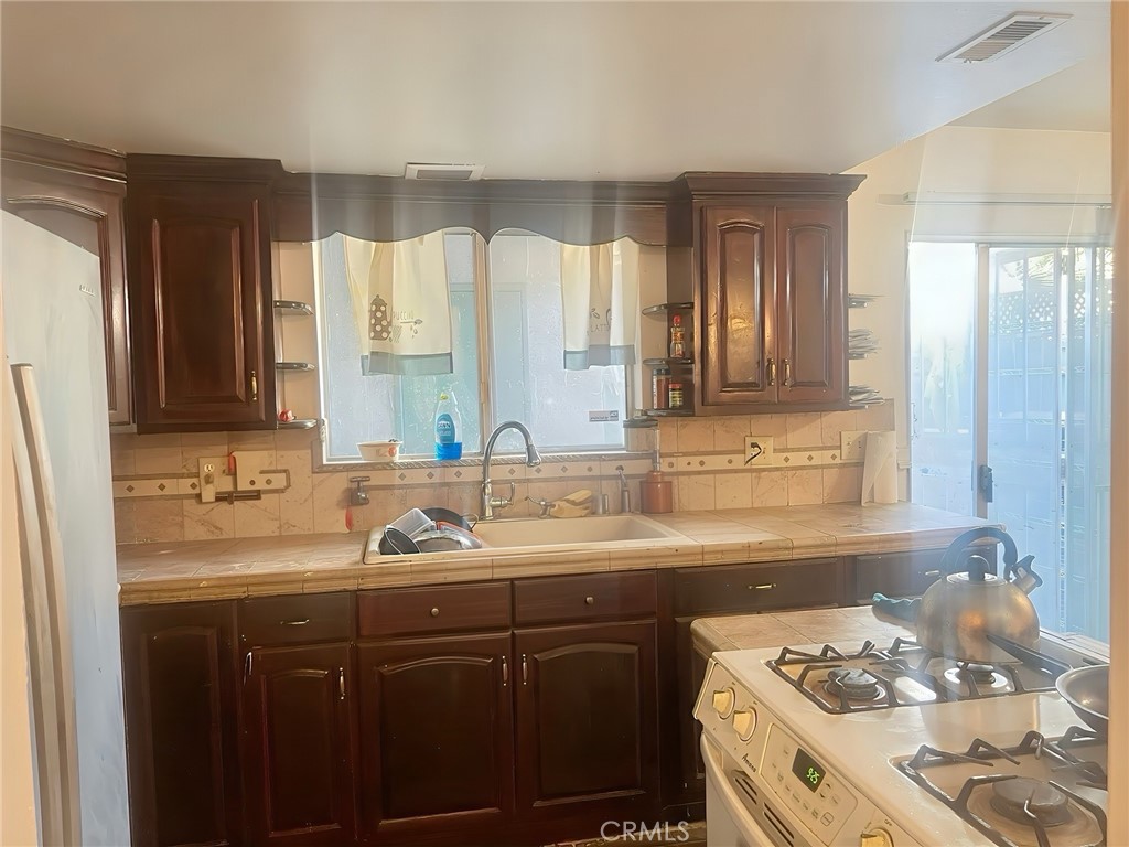 Residential for sale at 3600 Mountain 12F, San Bernardino CA featuring 2 beds and 2 baths