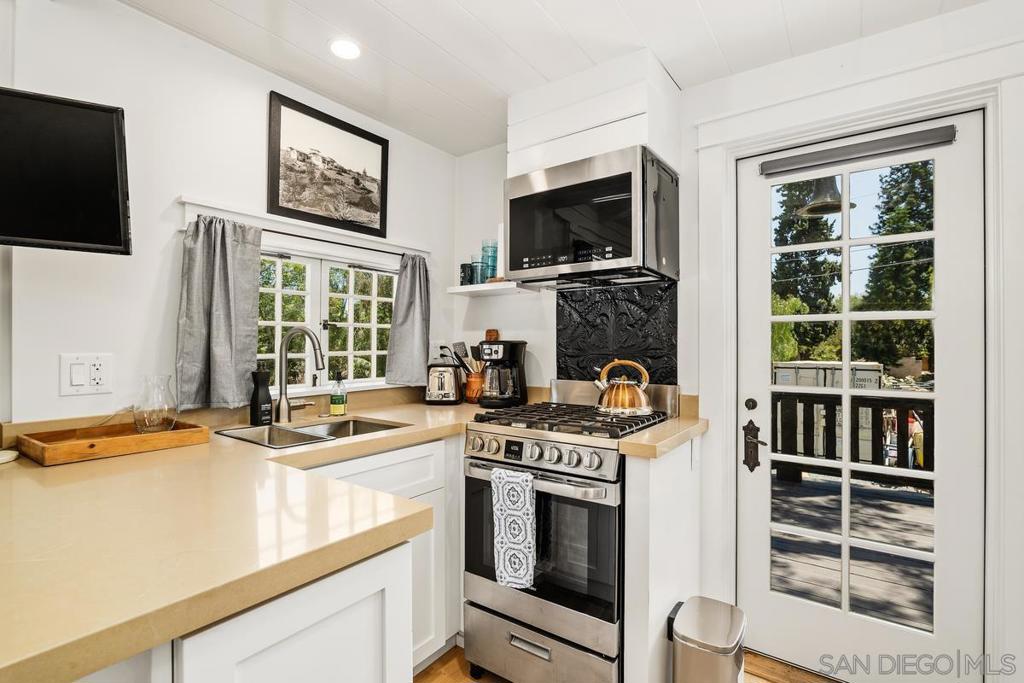 Residential Income for sale at 2931 2933 Thorn St, San Diego CA