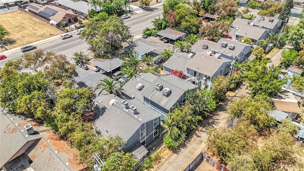 Residential for sale at 1636 B Street, Fresno CA featuring 9 beds and 3 baths