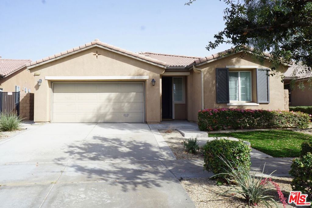 Residential Lease for rent at 84330 Tramonto Way, Indio CA featuring 3 beds and 2 baths