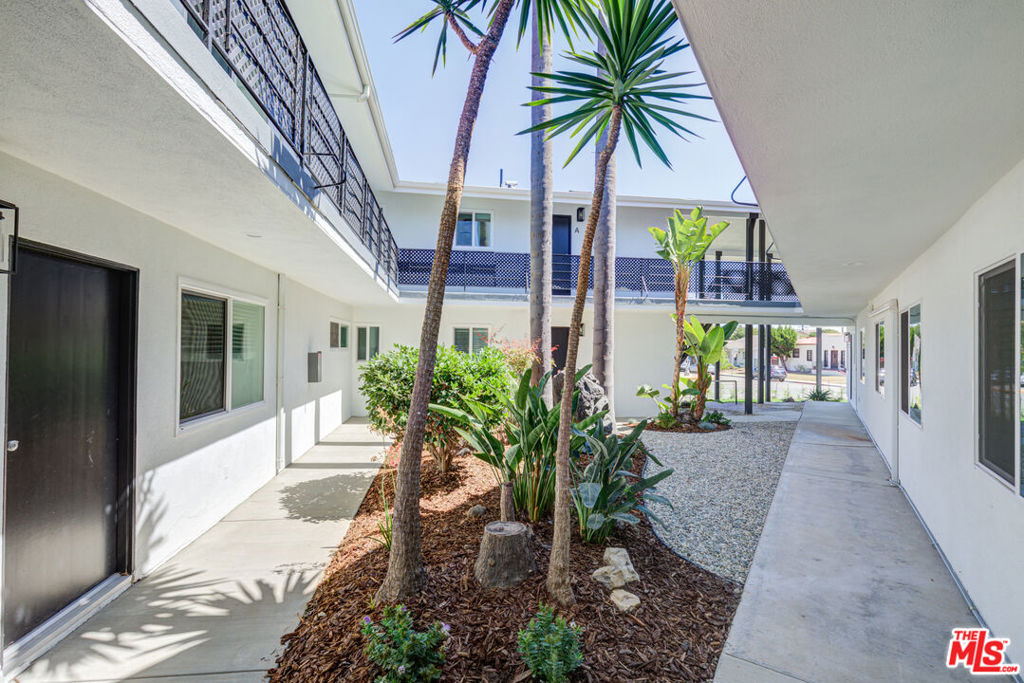 Residential Lease for rent at 1623 Arlington Avenue E, Torrance CA and 1 bath