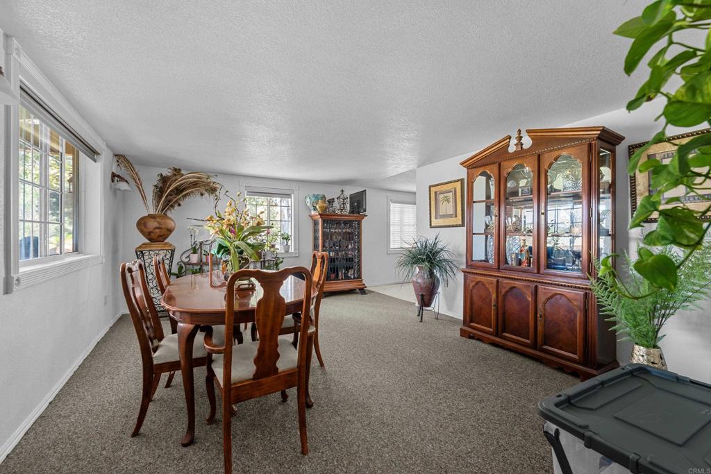 Residential for sale at 25450 Hayes Ave, Murrieta CA featuring 5 beds and 1 bath