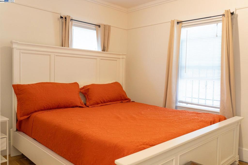 Residential for sale at 2921 Havenscourt Blvd, Oakland CA featuring 2 beds and 1 bath