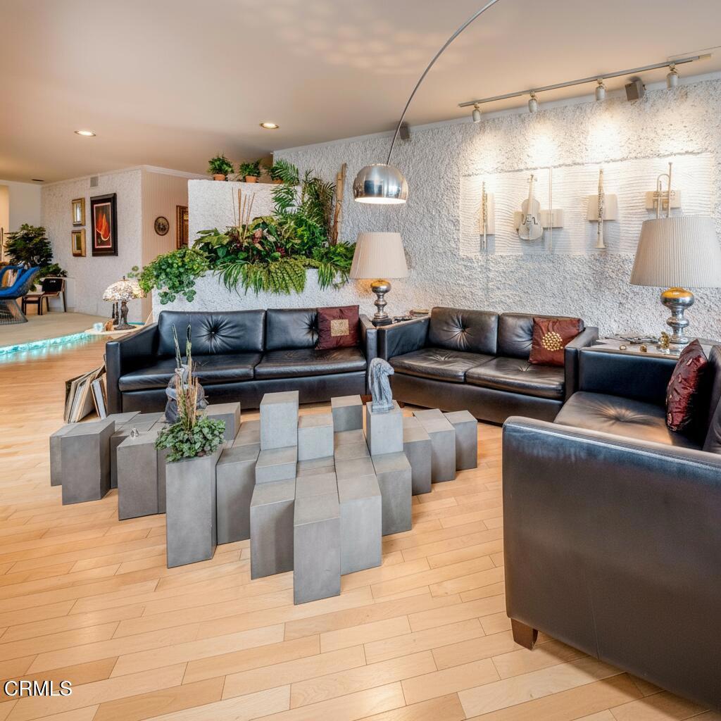 Residential for sale at 10724 Wilshire Boulevard 607, Los Angeles CA featuring 3 beds and 4 baths
