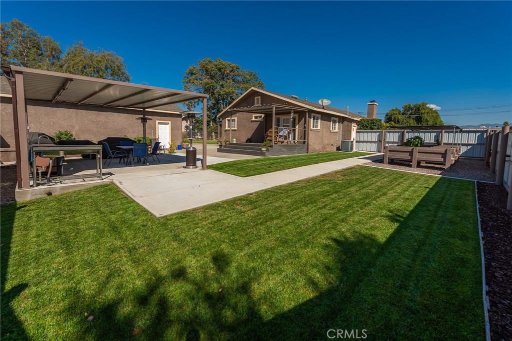 Residential for sale at 19585 Jurupa Avenue, Bloomington CA featuring 3 beds and 1 bath