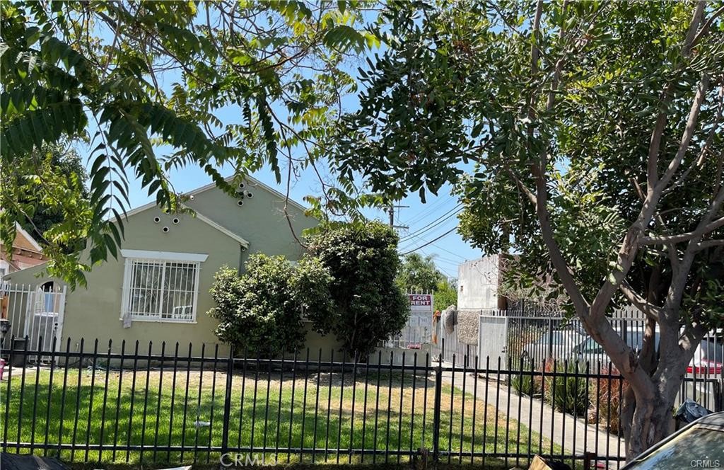 Residential Income for sale at 612 1/2 E 87th Street, Los Angeles CA