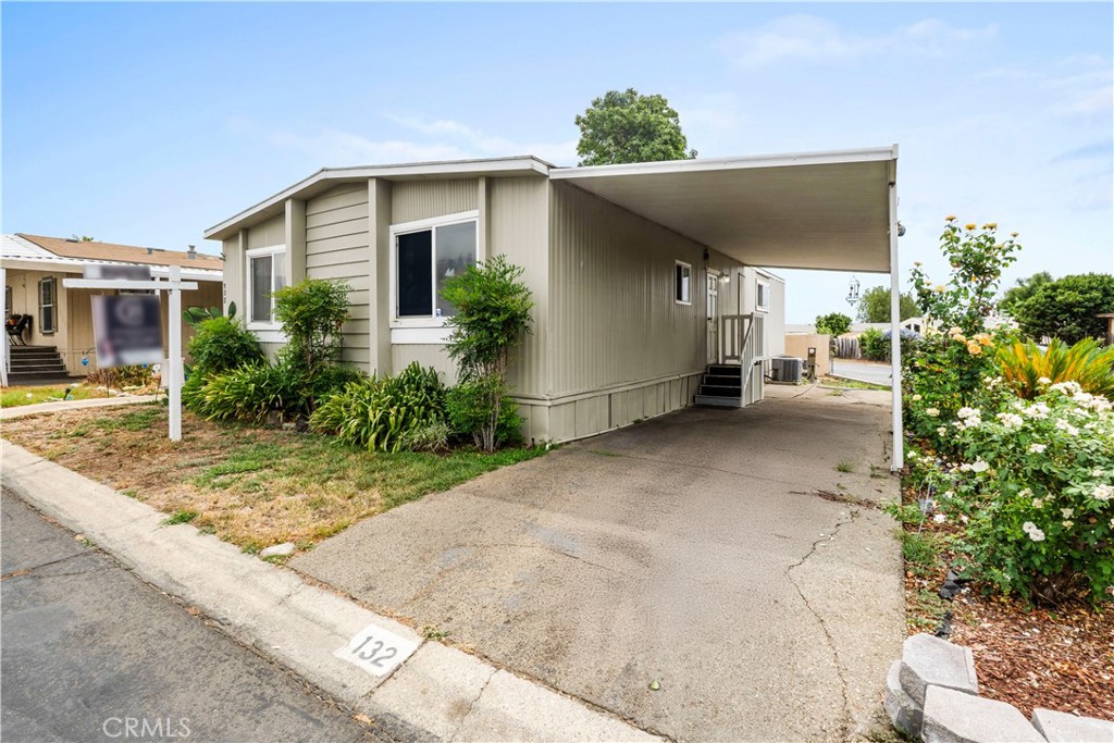 Manufactured In Park for sale at 1350 San Bernardino Rd 132, Upland CA featuring 3 beds and 2 baths
