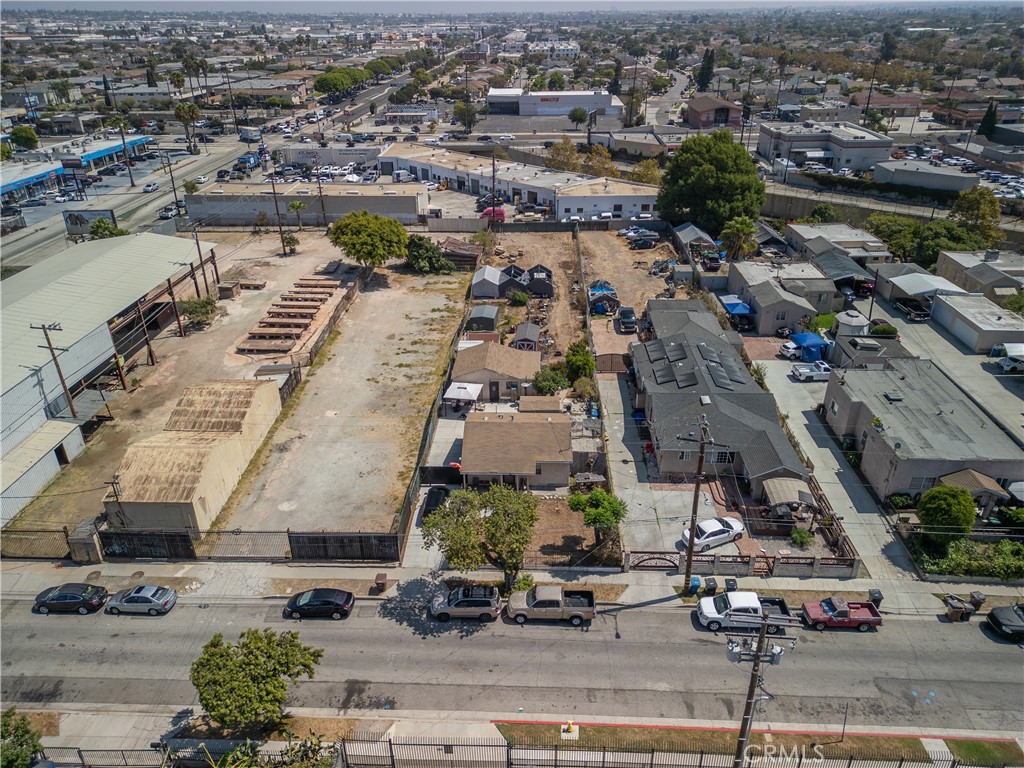 Residential for sale at 14324 Chadron Avenue, Hawthorne CA featuring 2 beds and 1 bath