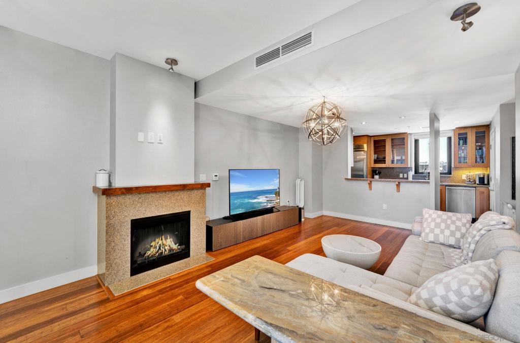 Residential for sale at 700 W E St 518, San Diego CA featuring 2 beds and 2 baths