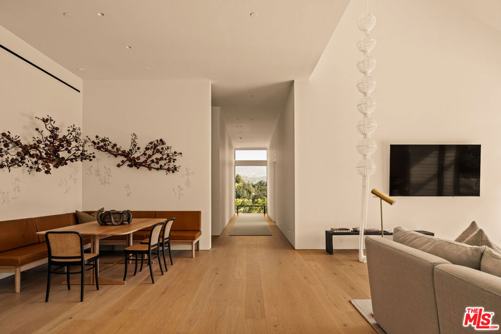 Residential for sale at 1225 Shippee Lane, Ojai CA featuring 6 beds and 11 baths