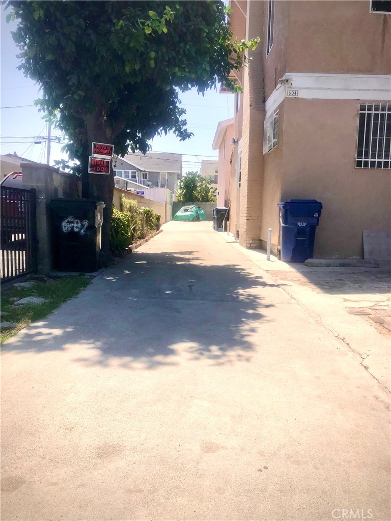 Residential Income for sale at 602 W 40th Place, Los Angeles CA