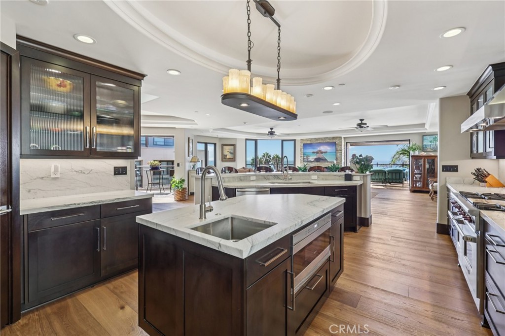 Residential for sale at 357 Coast Boulevard S, La Jolla CA featuring 4 beds and 5 baths