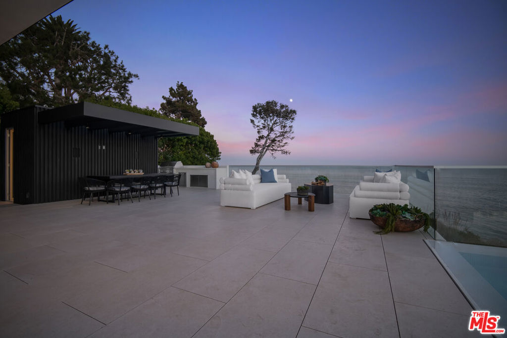 Residential for sale at 26946 Pacific Coast Hwy, Malibu CA featuring 5 beds and 7 baths